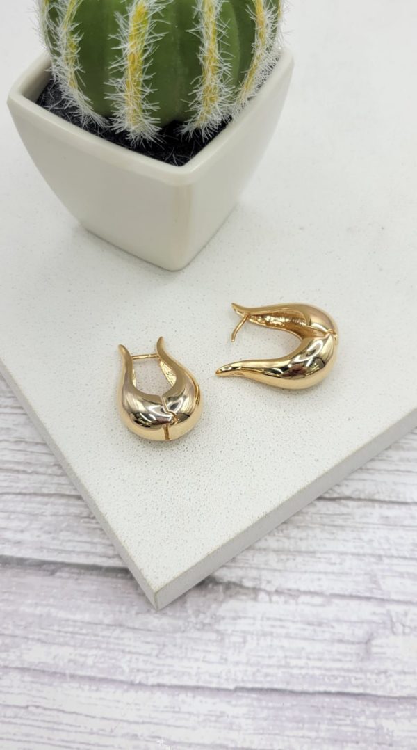 Aretes Tipo Gota Pequeños
