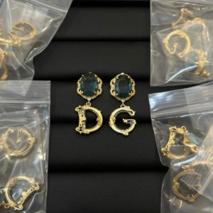 Aretes DG Iniciales color gold