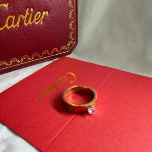 Anillo Modelo Cartier con Zirconia