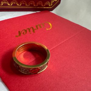 Anillo modelo cartier con zirconia