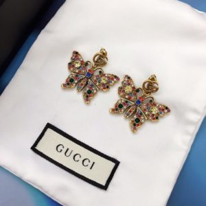 Aretes GG mariposa con zicornia